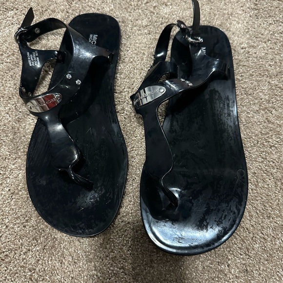 MK Jelly Sandals - Picture 1 of 3